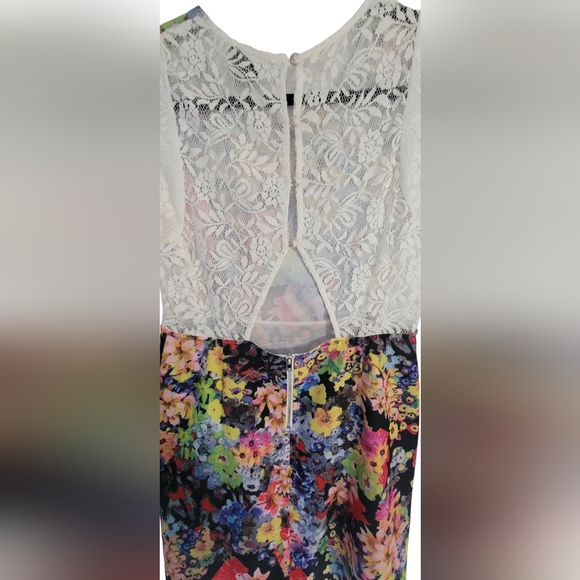 Alloy Apparel Flower Dress With Button lace Keyhole Back Spring Summer  L - Picture 4 of 7